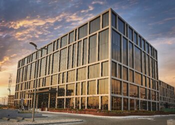 “مجموعة الفطيم العقارية” المالك والمطور لكايرو فستيفال سيتي، يعلن عن افتتاح المقر الرئيسي الجديد في مصر لشركة هواوي داخل كايرو فستيفال سيتى بمنطقة الأعمال المتميزة في بوديوم