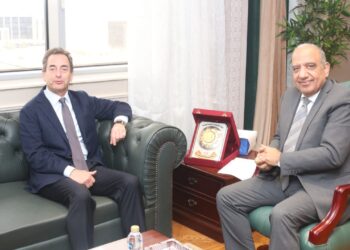 وزير الكهرباء يستقبل سفير فرنسا بالقاهرة لبحث سبل دعم وتعزيز فرص التعاون والشراكة وجذب الاستثمارات