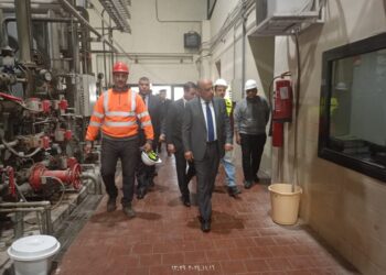 وزير الكهرباء فى زيارة ميدانية لمحطة توليد كهرباء التبين البخارية 
