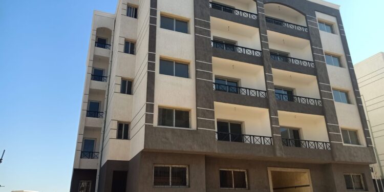 بمزادٍ علني الأحد المقبل: رئيس «صندوق تمويل المساكن» يُعلن تفاصيل التقدم لحجز 60 وحدة سكنية بمدينة العبور