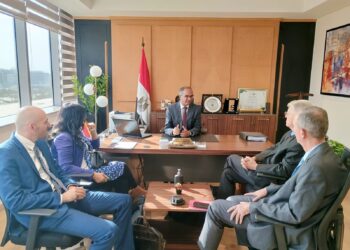 تنفيذاً لتكليفات وزير الإسكان .. نائب وزير الإسكان يُتابع مع مسئولي بعثة البنكين الدولي والآسيوي موقف برنامج خدمات الصرف الصحي المستدامة في المناطق الريفية