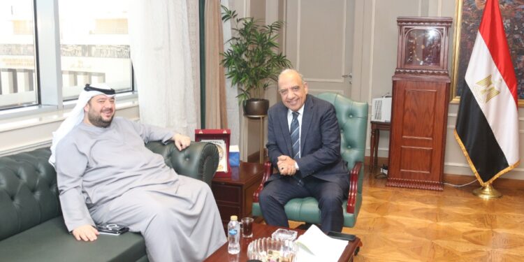 وزير الكهرباء يستقبل وزير الاستثمار الإماراتى لبحث سبل دعم وتعزيز التعاون والشراكة والاستثمار