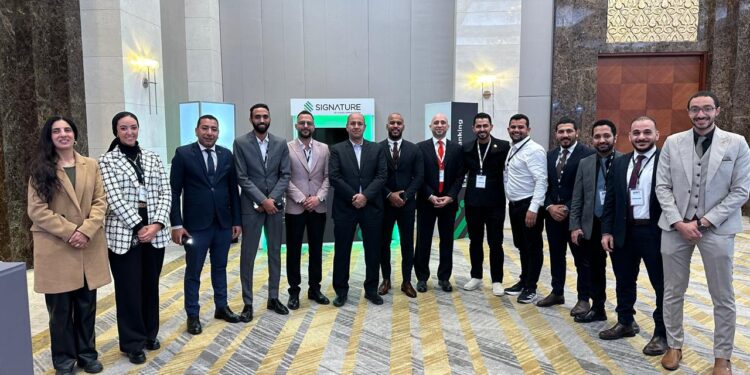 انطلاق معرض انفستور العقارى بالأردن واقبال من العملاء بمختلف الجنسيات خلال اليوم الأول