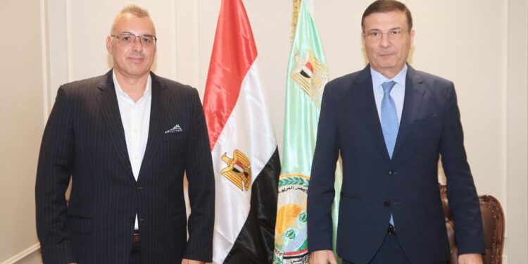 وزير الزراعة يشارك في القمة العالمية للأمن الغذائي بدولة الإمارات العربية المتحدة