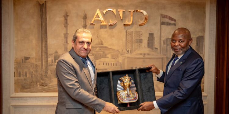 وفد من الكونغو يزور العاصمة الإدارية الجديدة ويدرس توقيع مذكرة تفاهم للتعاون في انشاء الامتداد العمراني للعاصمة الكونغولية كينشاسا