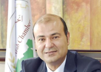 «الغرف العربية»: 30 مليار دولار حجم سوق الطاقة المتجددة سنوياً بحلول عام 2030