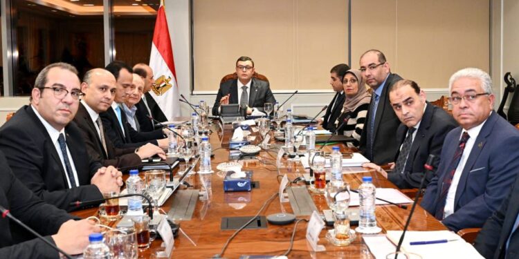 وزير الإسكان يتابع البرنامج الزمني التفصيلى لإنهاء مشروع تطوير موقع التجلى الأعظم فوق أرض السلام بـ”سانت كاترين”