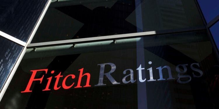 إشارات قوية لتعافي الاقتصاد المصري.. فيتش ترفع تصنيف مصر الائتماني إلى B