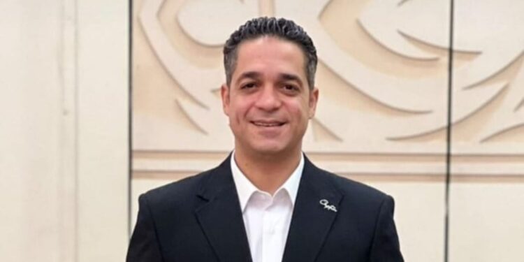 أحمد عبد البديع مديرًا للمبيعات بشركة «ماي هوم للتطوير العقاري».. ويكشف عن أحدث مشروعات الشركة