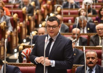 وزير الإسكان يشارك في الجلسة العامة لمجلس الشيوخ لمناقشة مشروع قانون بعض قواعد وإجراءات التصرف فى أموال الدولة الخاصة