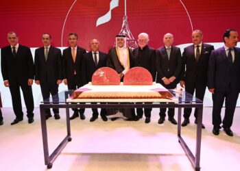 نيابة عن رئيس مجلس الوزراء .. وزير الصناعة  يشارك في الاحتفال باليوم الوطني لدولة قطر