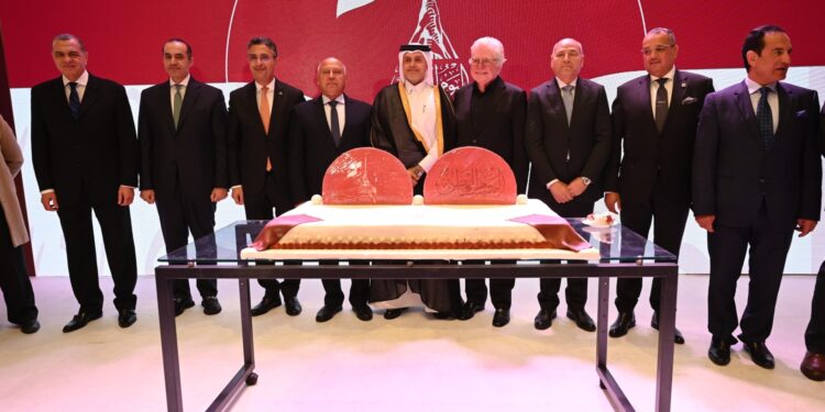 نيابة عن رئيس مجلس الوزراء .. وزير الصناعة يشارك في الاحتفال باليوم الوطني لدولة قطر