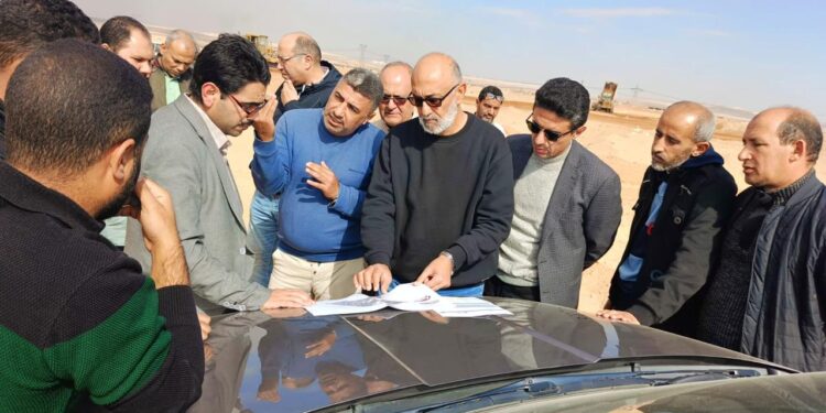 رئيس جهاز العبور الجديدة يتفقد مشروع الحلول العاجلة لتغذية المجاورات المستهدفة بالمياه بمنطقة الأمل«سابقاً»