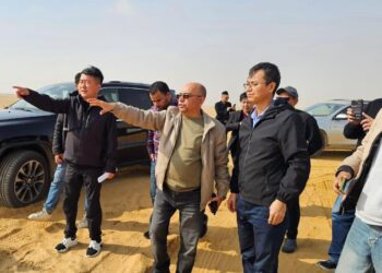 تنفيذاً لتوجيهات وزير الإسكان: «الإسكان» مدينة أكتوبر الجديدة تستقبل وفد مستثمرين صينيين لبحث أوجه التعاون وفرص الاستثمار