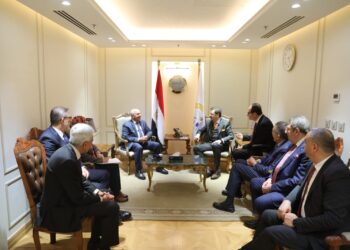 وزير الصناعة يستقبل وفد من المستثمرين الأتراك  ورئيس اتحاد الغرف العالمية لبحث إقامة منطقة صناعية تركية بمصر