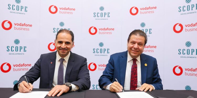 «سكوب للتطوير» تتعاقد مع « ڤودافون بيزنس» لتوفير حلول ذكية بمشروعي «Zoom Plaza» و«Aisle 90»