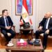 وزير الصناعة يلتقي السفير الكندي بالقاهرة لبحث التعاون مع الشركات الكندية في مجال صناعة السيارات والصناعات المغذية لها وصناعات الطاقة المتجددة