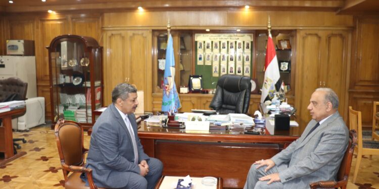 فى زيارة ميدانية .. وزير الكهرباء يتفقد هيئة الطاقة الذرية ويستعرض مشروعات العمل وخطة توطين التكنولوجيا