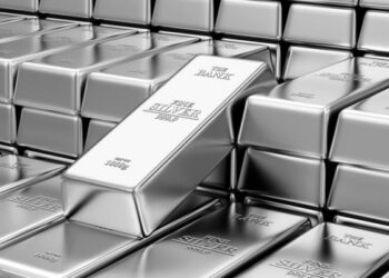 «الملاذ الآمن»: تهديدات ترامب قد تستنزف مخزونات الفضة العالمية وتفجر الأسعار