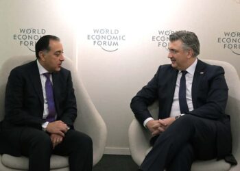 أثناء حضوره فعاليات اليوم الثالث لمنتدى دافوس 2025 نيابة عن فخامة الرئيس .. رئيس الوزراء يلتقي رئيس وزراء جمهورية كرواتيا