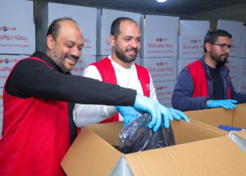 «بيبسيكو مصر» تتعاون مع «بنك الكساء المصري» فى حملة «دواليب الدفا» لتوزيع الملابس الشتوية والبطاطين للمستحقين