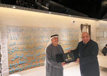 وزير الكهرباء يبحث مع شركة AMEA POWER الإماراتية إضافة 500 ميجاوات من الرياح و300 ميجاوات ساعة من تخزين البطاريات إلى الشبكة مطلع الصيف المقبل