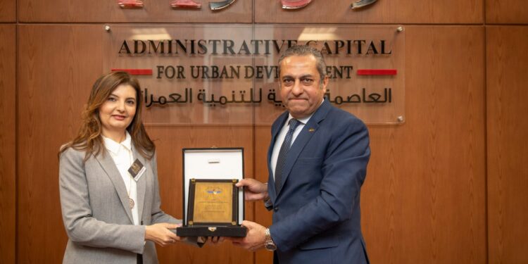 «العاصمة الإدارية» استقبلت وفداً رفيع المستوى لرابطة زوجات الدبلوماسيين في مصر