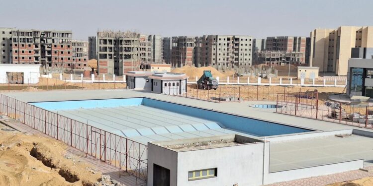 وزير الإسكان يٌعلن بدء تنفيذ 14 ألف وحدة «إسكان أخضر» بالمبادرة الرئاسية «سكن لكل المصريين» بأكتوبر الجديدة