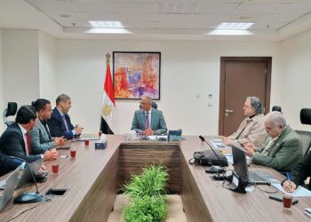 نائب وزير الإسكان يلتقي مسئولي ‏أحد التحالفات العالمية لتوطين صناعة مواتير وطلمبات المياه وأنظمة التحكم والعدادات الذكية