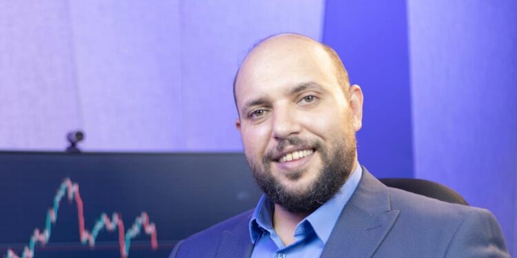 أحمد فهيم: أسعار الذهب محلياً أقل من السعر العالمي وهي فرصة للشراء