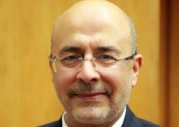 مصدرو ومنتجو المكملات الغذائية يطالبان بتعليق العمل بقرار الرقابة على المخازن