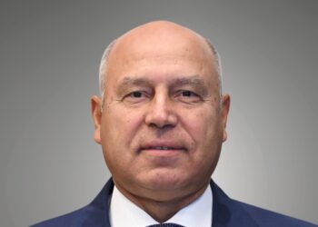 غداً السبت .. لقاء وزير الصناعة مع جمعية مستثمري مدينة العبور ومحافظة القليوبية بحضور المحافظ 