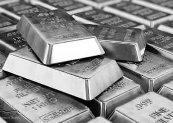 «الملاذ الآمن»: 2.4 % ارتفاعًا في أسعار الفضة بالأسواق المحلية خلال يناير 2025