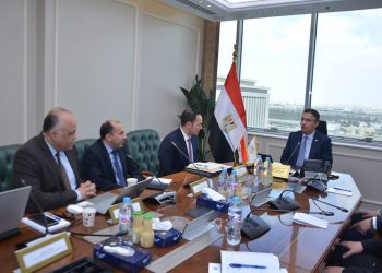 وزير التموين يبحث مع رئيس مركز المعلومات ودعم اتخاذ القرار التعاون في تطوير منظومة مراقبة الأسعار