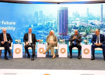 مؤتمر مصر الدولى للطاقة يستضيف وزراء البترول والكهرباء والبيئة وقطاع الأعمال في جلسة حوارية