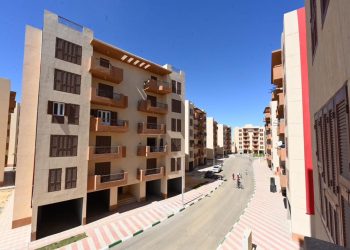 وزير الإسكان: غدا..بدء حجز وحدات إدارية بمساحة 100م2 للبيع بمدينة الخارجة بالوادي الجديد