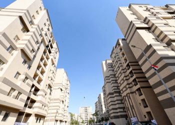 وزير الإسكان: اليوم..بدء تسليم الوحدات السكنية بمشروع «فالي تاورز» بمدينة حدائق أكتوبر