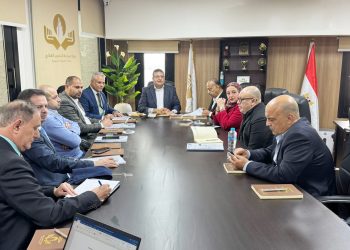 المكتب التنفيذي لغرفة صناعة التطوير العقاري يعقد اجتماعاً لمناقشة مقترحات لتصدير العقار وتنظيم السوق