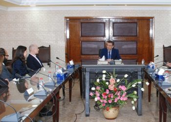 وزير الزراعة يستقبل نائب رئيس شركة هاينز العالمية ويؤكد على دعم الدولة للاستثمار المحلى والأجنبي 