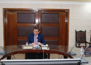 وزير الزراعة يتابع الموقف التنفيذي للمزرعة المصرية الاوغندية المشتركة