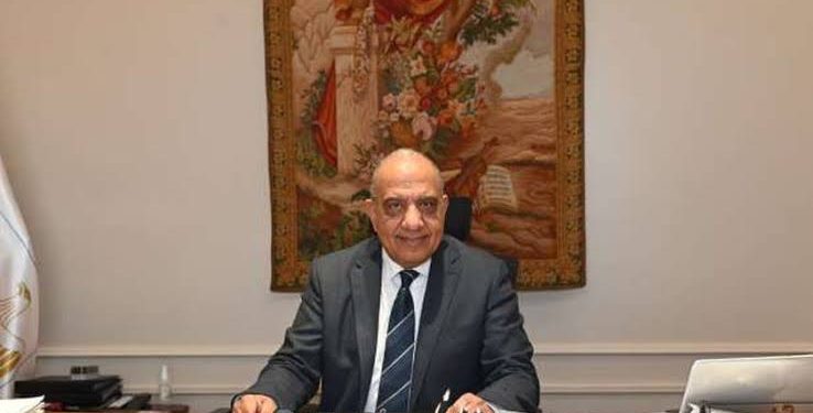 الدكتور محمود عصمت: مصر بقيادة الرئيس عبد الفتاح السيسي تواصل العمل لتعزيز أمن الطاقة وتنويع مصادرها لضمان الاستدامة وتحقيق التنمية الشاملة