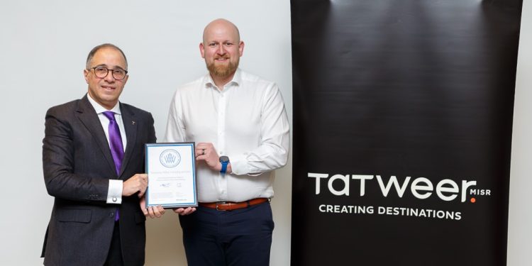 تطوير مصر تحقق إنجازًا غير مسبوق كأول مطور عقاري في مصر يحصل على شهادة SmartScore البلاتينية لمقرها الرئيسي الذكي في أركان بلازا