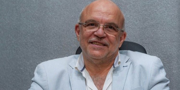 لطفي منيب: ارتفاع أسعار الذهب رغم قوة الدولار تحول غير مألوف