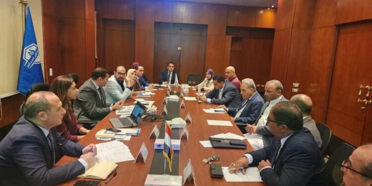 هيئة التأمين الصحي تدعو النواب لتشجيع القطاع الخاص على الانضمام للمنظومة.. وتؤكد أنها منفتحة تمامًا لدعمه وتعظيم دوره