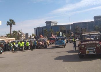 تنفيذاً لتوجيهات وزير الإسكان: رئيس جهاز الشروق يقود حملة مكبرة لإزالة مخالفات البناء والتعديات بالمدينة