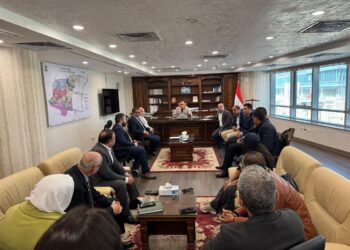 وزير الإسكان يُعلن إصدار أول رخصة بناء إلكترونية بالكامل من جهاز مدينة القاهرة الجديدة