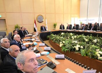 وزير النقل الشركة القابضة للنقل البحري والبري تحقق إجمالي إيرادات 4.219 مليار جنية و صافي ربح 3.491 مليار جنية