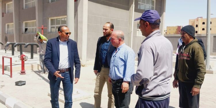 وزير الإسكان: فرق طوارئ لمنع مخالفات البناء ومتابعة المرافق العامة بالمدن الجديدة خلال إجازة عيد الفطر