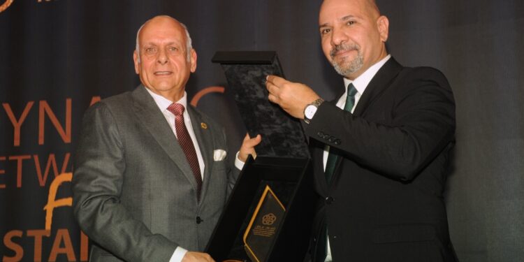 تبارك القابضة تتوج بجائزة أثر لأفضل ممارسات الاستدامة والمسؤولية المجتمعية