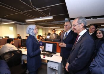 وزير الاتصالات يزور فرع شركة سيليكون إكسبرت الأمريكية .. الشركة تصدر  خدمات رقمية إلى أكثر من 53 دولة حول العالم